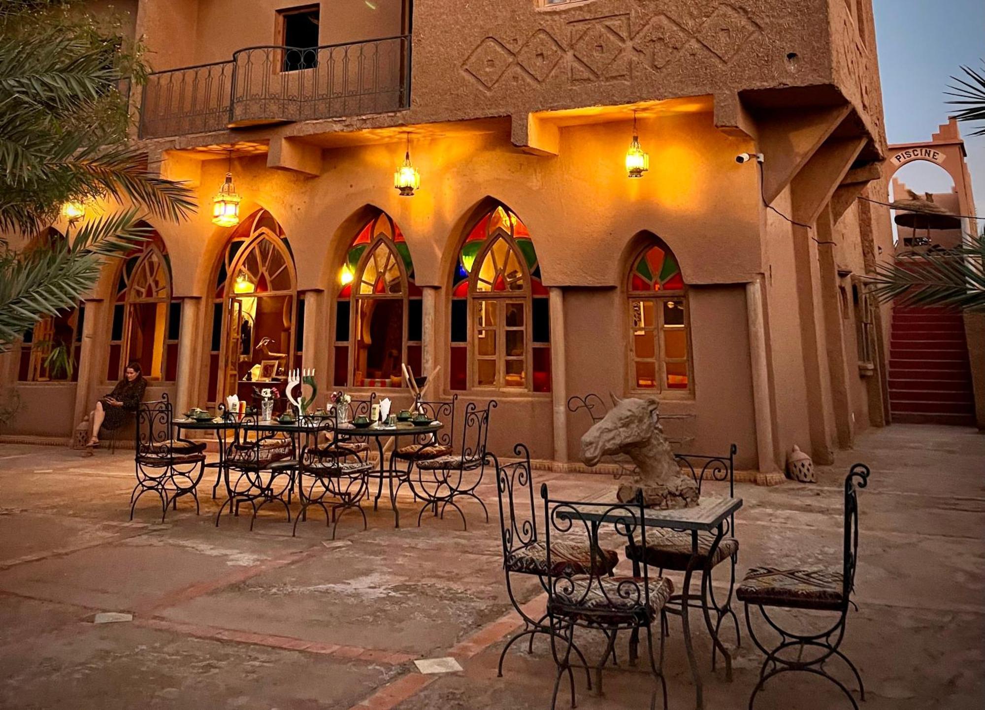 Hotel Carrefour Des Nomades Мхамид Екстериор снимка